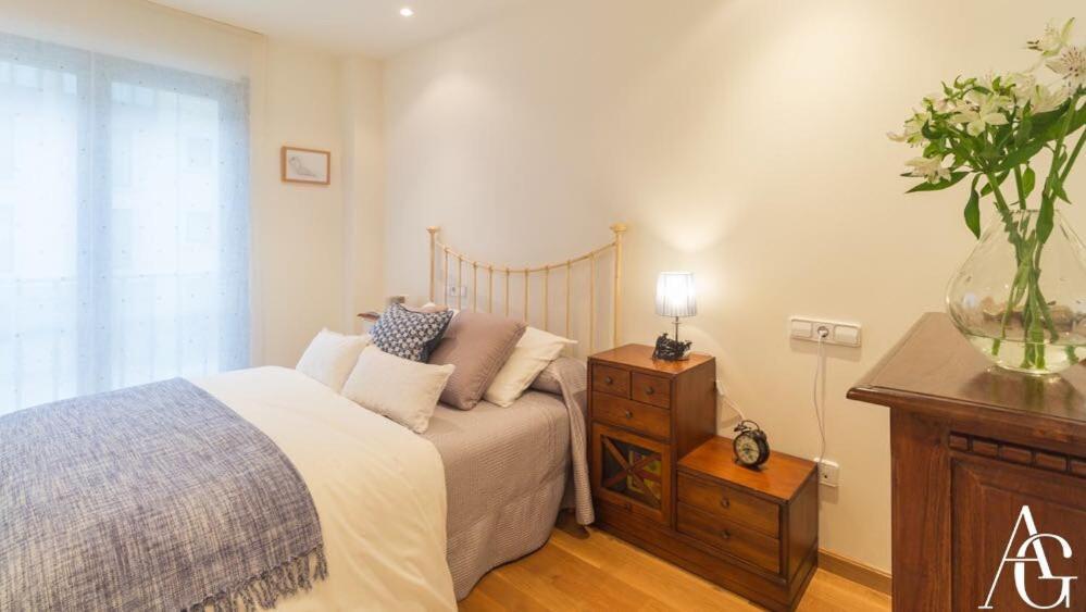 Apartamento Plaza De Espana Ribadeo Bagian luar foto