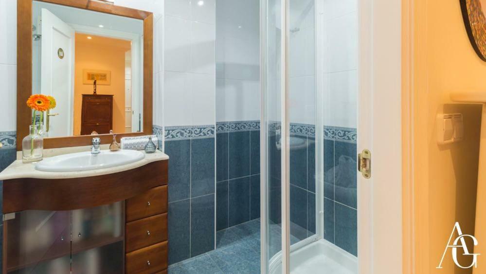 Apartamento Plaza De Espana Ribadeo Bagian luar foto