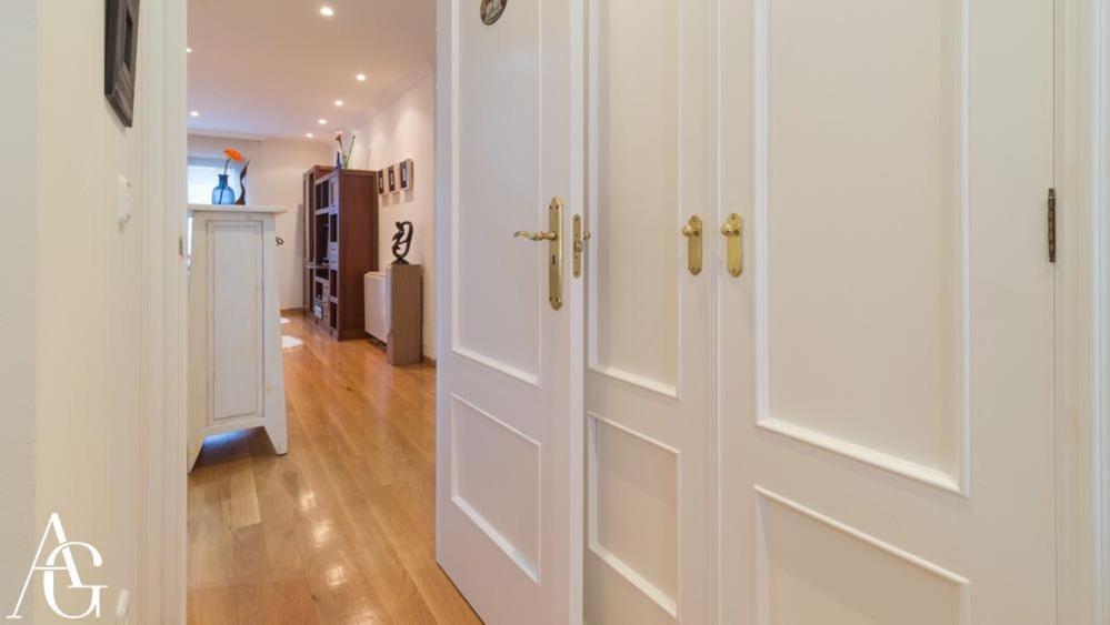 Apartamento Plaza De Espana Ribadeo Bagian luar foto